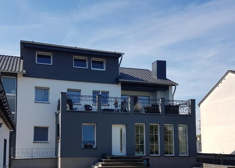 Fewo Mit Terasse Neuwied & Koblenz المظهر الخارجي الصورة