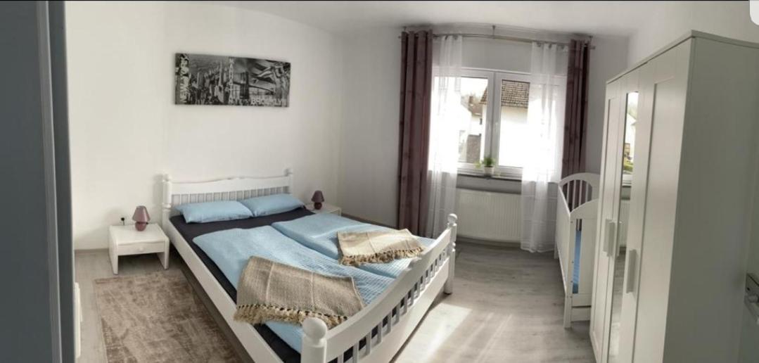 Fewo Mit Terasse Neuwied & Koblenz المظهر الخارجي الصورة